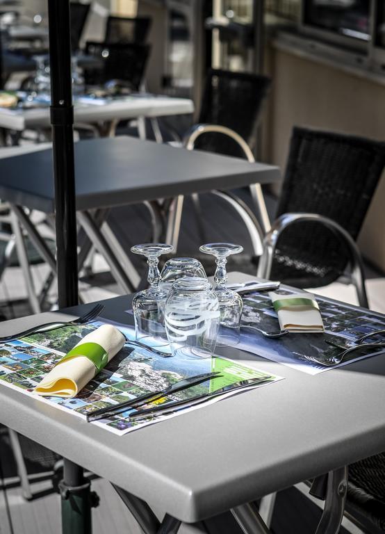 Initial By Balladins Geneve / St-Genis-Pouilly サン・ジュニ・プイイ エクステリア 写真